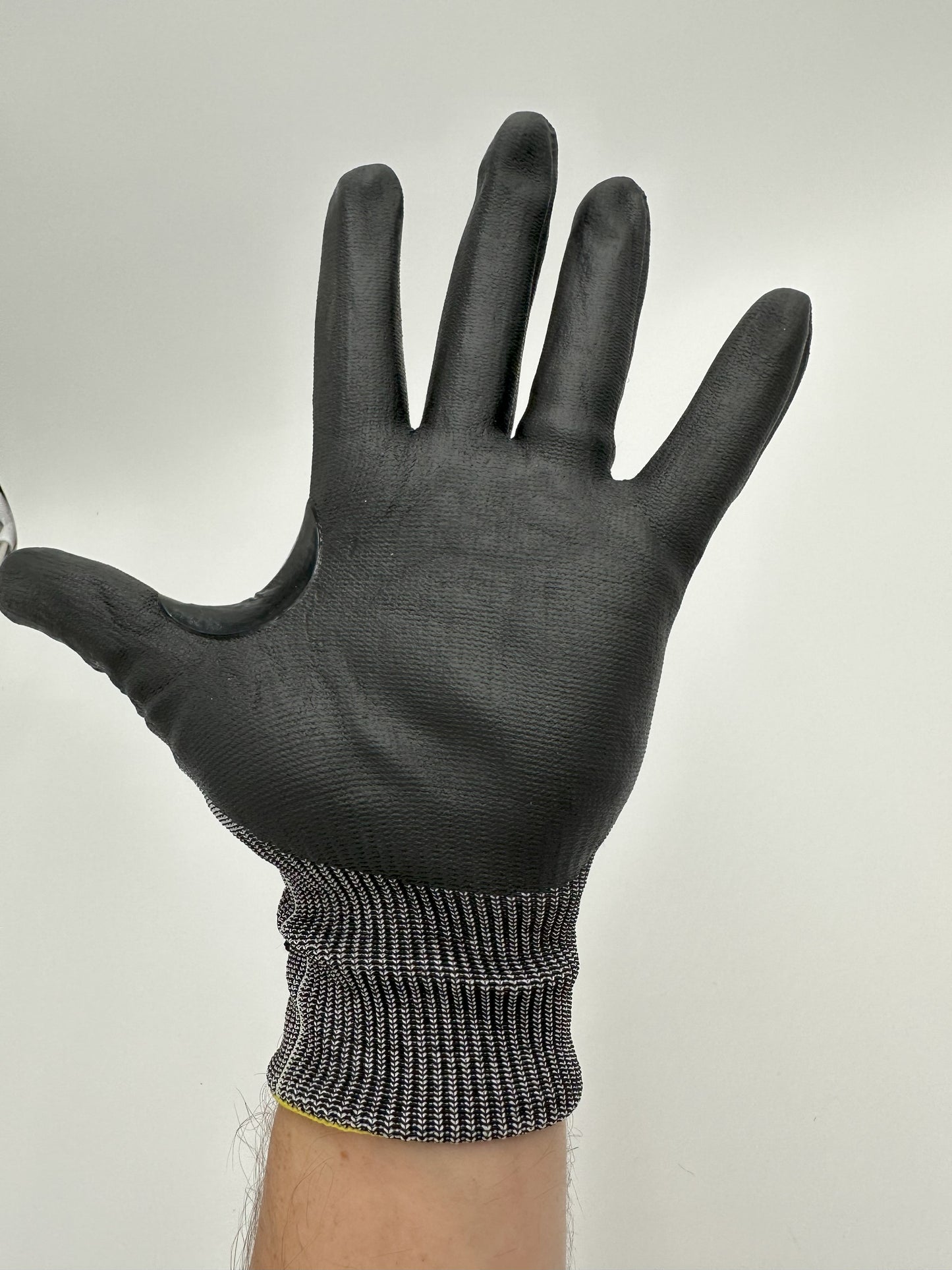 Drop Prevention FME Gloves RFID Black